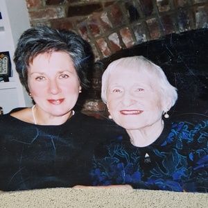 Meet your Posher, Deborah